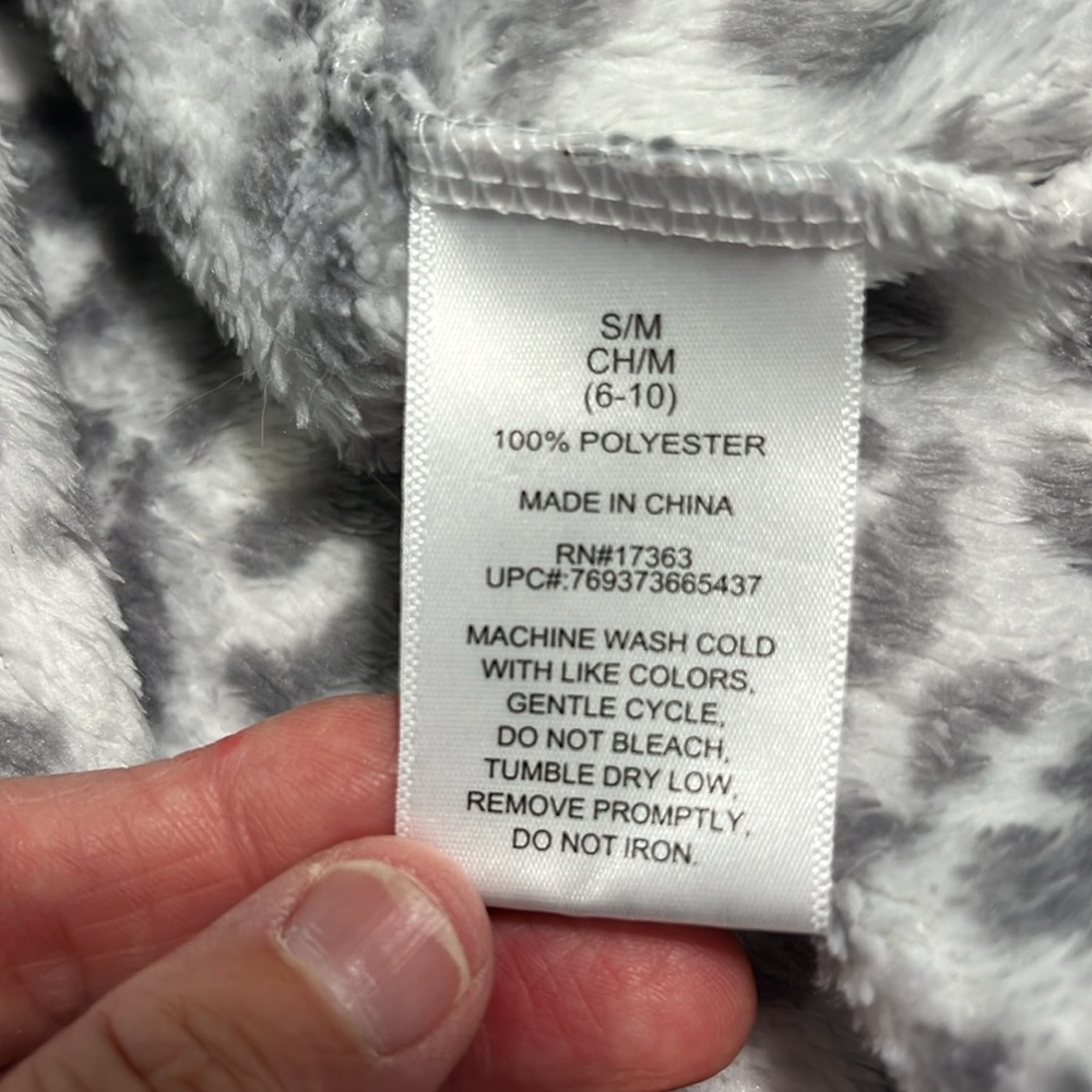 Plush Midi Robe - Picture 14 of 14